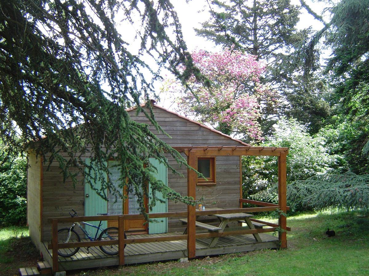 Les Chalets Du Domaine Des Soyeux Saint-Julien-Molin-Molette Eksteriør billede